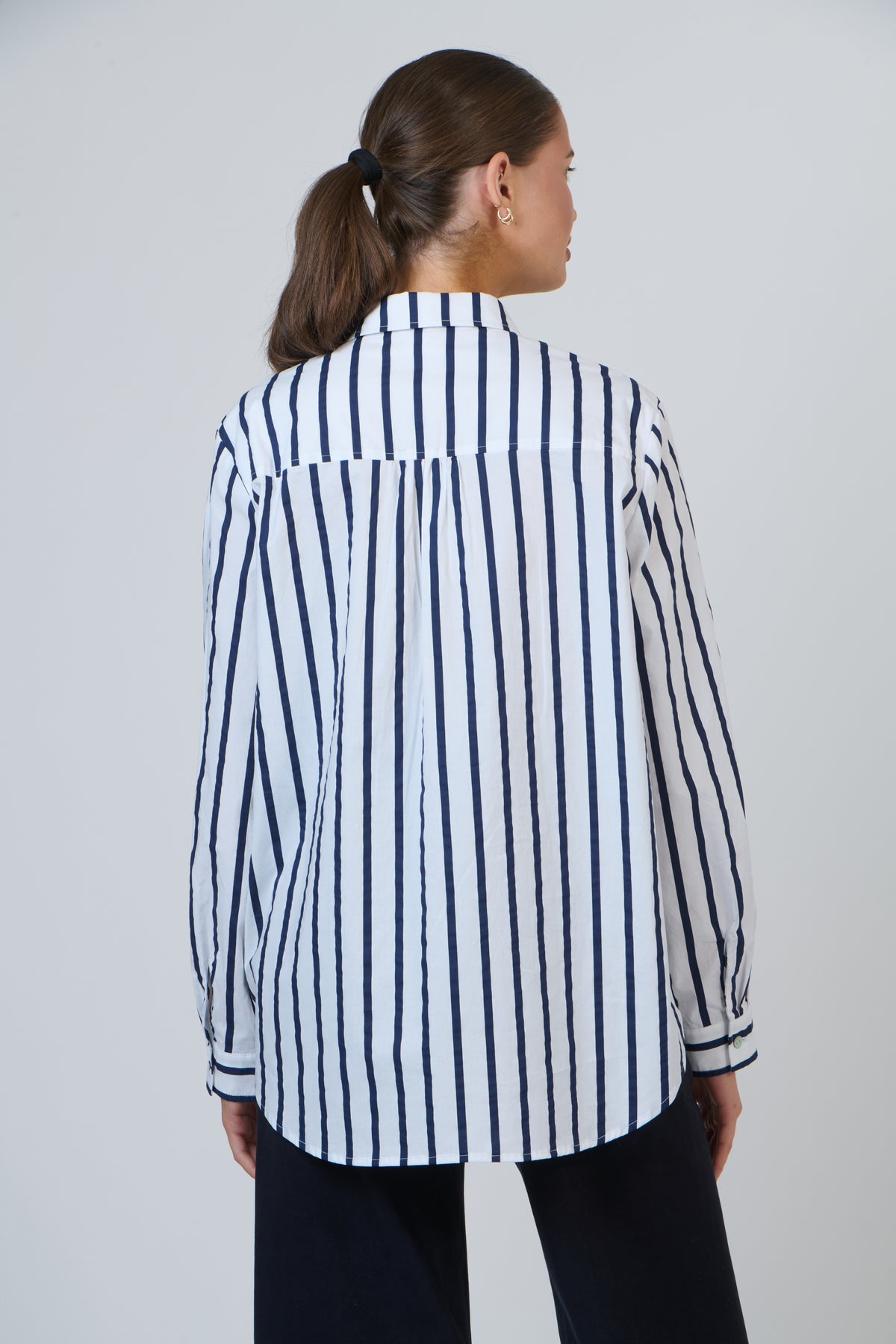 NAM76 Navy Stick Top