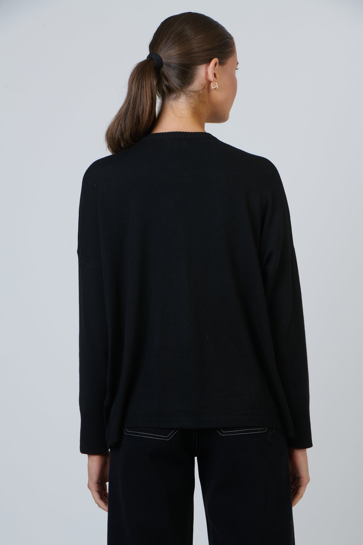 NAM-W25 Noir Knit Cardigan