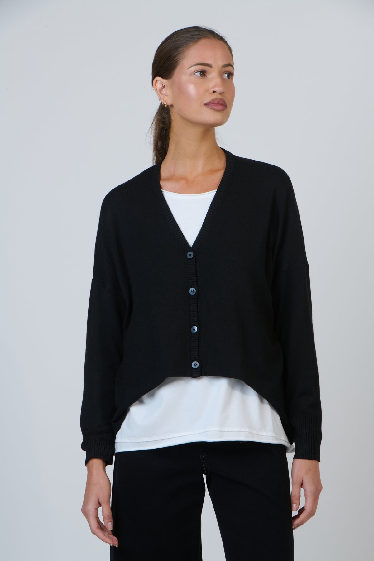 NAM-W25 Noir Knit Cardigan