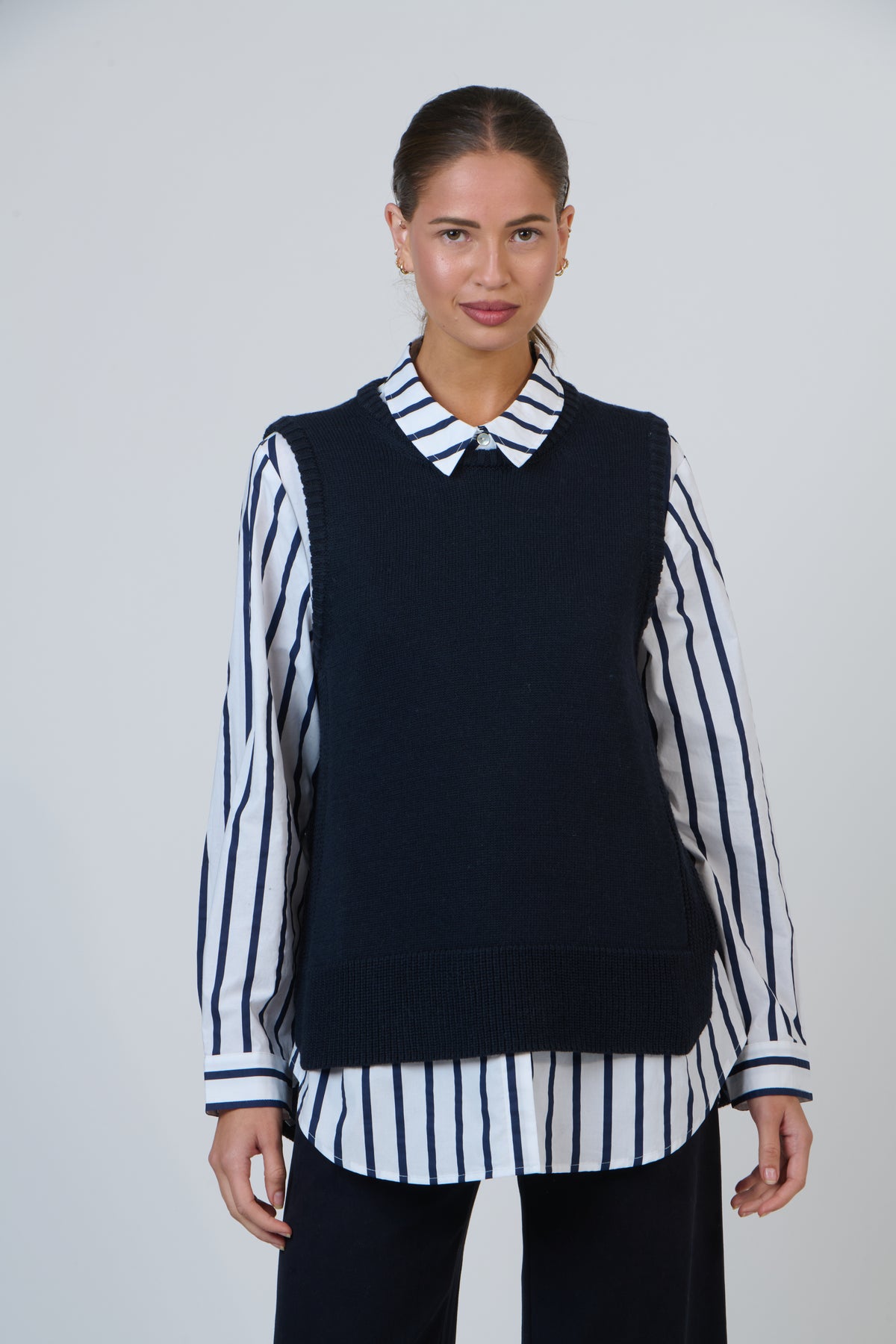 NAM-W34 Ink Knit Vest