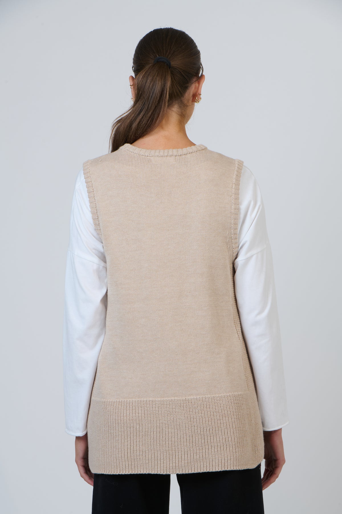 NAM-W34 Travertine Knit Vest