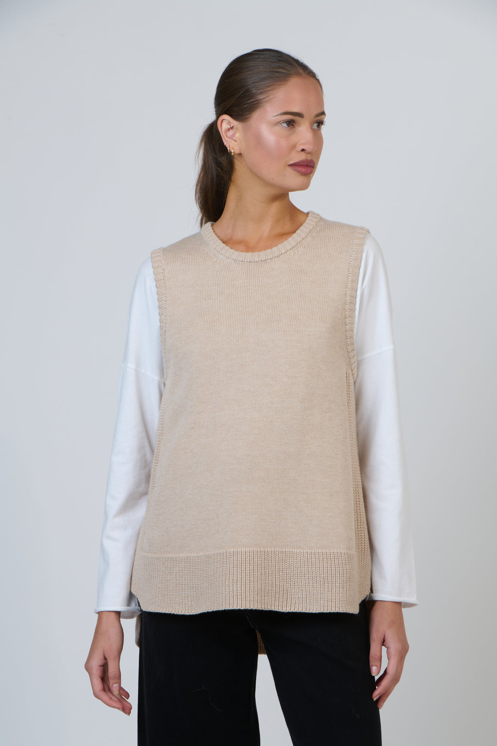 NAM-W34 Travertine Knit Vest